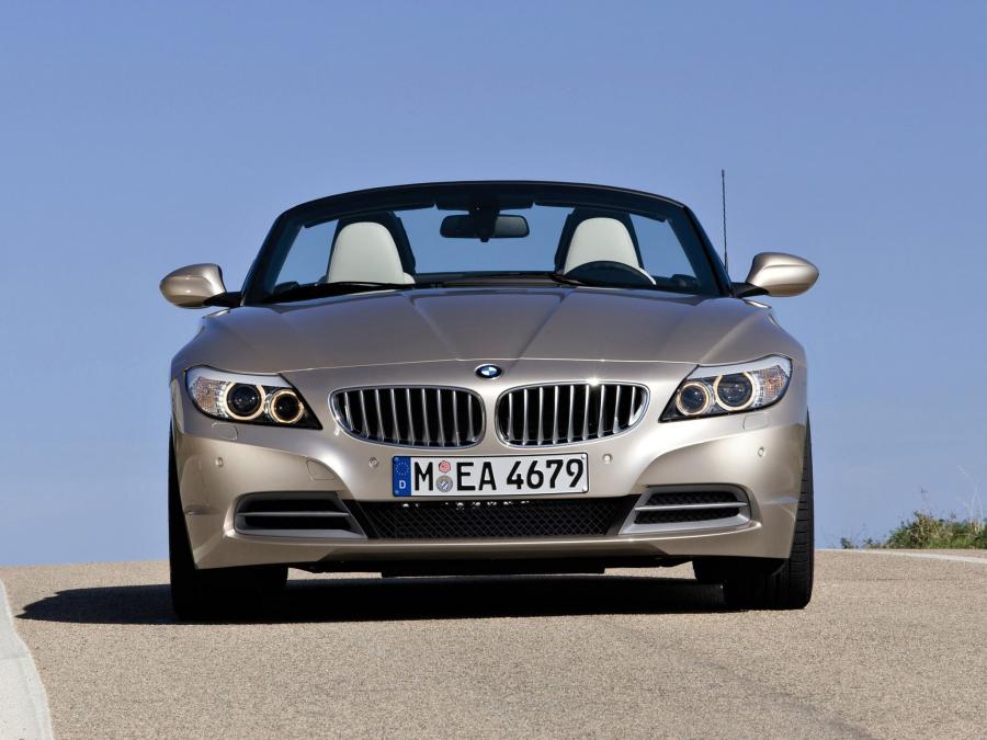  BMW Z4 sDrive 3.5i Roadster 2009 года  (фото 23 из 30)